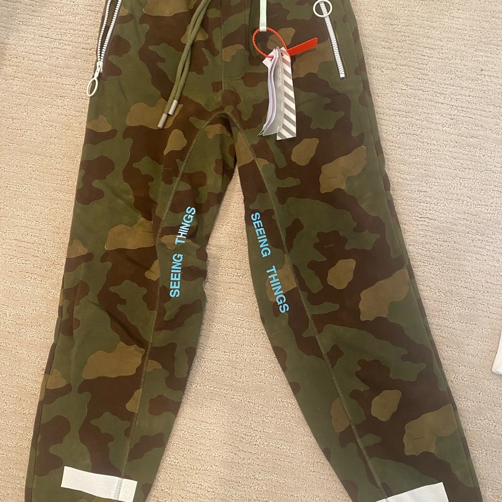 Off-White Main Label Camo Joggers